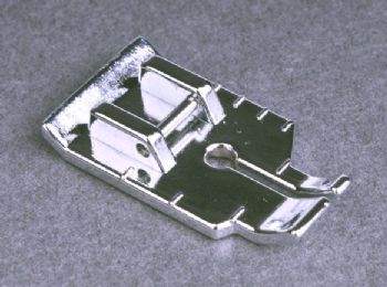 FOOT FOR HOUSEHOLD SEWING MACHINE