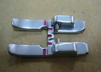 FOOT FOR HOUSEHOLD SEWING MACHINE